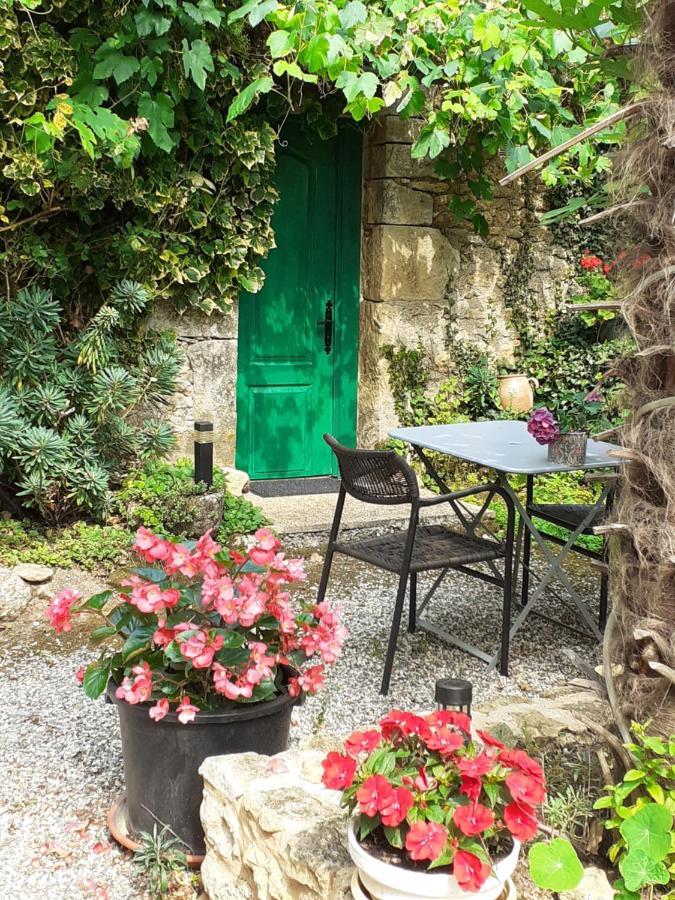 Chambres D'Hotes Le Roussel Le Buisson-de-Cadouin Esterno foto