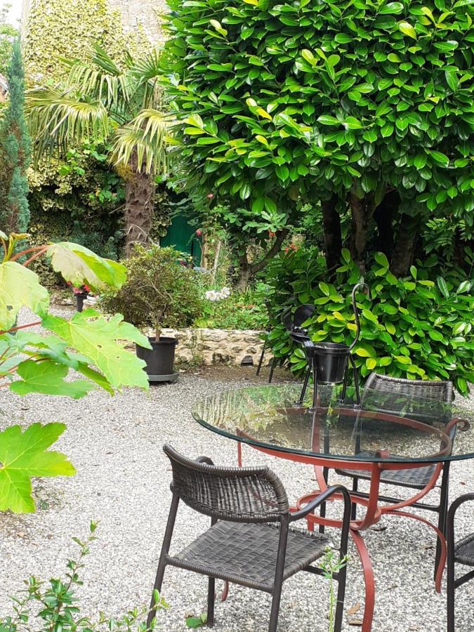 Chambres D'Hotes Le Roussel Le Buisson-de-Cadouin Esterno foto